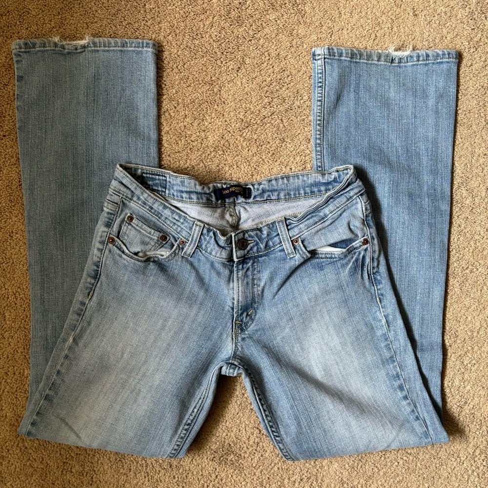 Levi’s too super low 524 size 9 holes in knees flared jeans vintage y2k